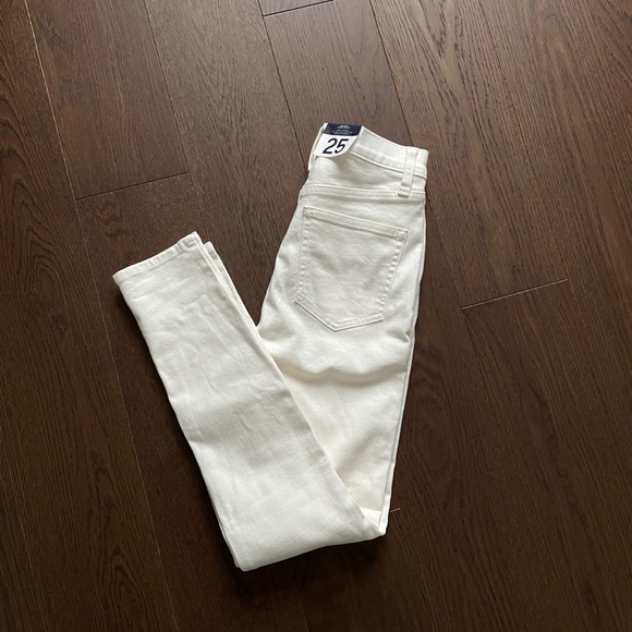 GAP True Skinny Sky High Rise Jeans White NWT - Picture 1 of 3